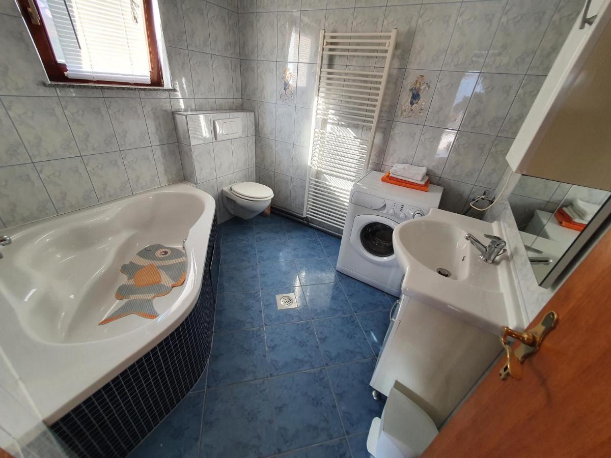 Appartement House Antea à Lucko Extérieur photo